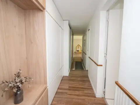 Casa 7 ambientes con 1 baño