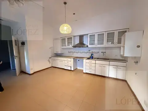Depto Tipo Casa en Alquiler en Martínez, $ 1.300.000