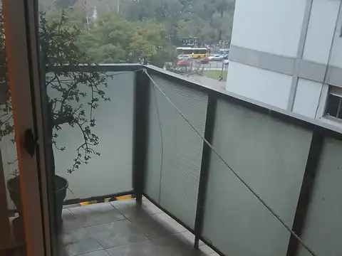 2 AMBIENTES CON BALCÓN. VISTA AV. STA FE. BOTÁNICO