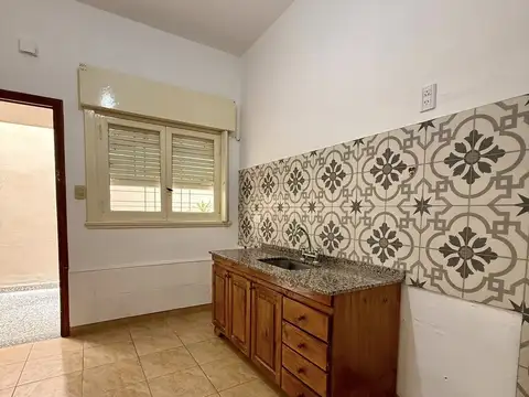 Depto Tipo Casa en Alquiler de 1 dormitorio