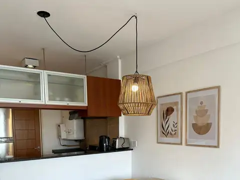 Cordoba  al 2700 - Amplio monoambiente al frente con balcon