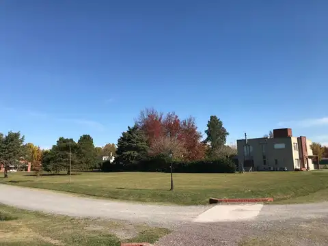 Super lote en venta en Haras del Sol