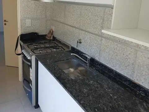 Departamento en Alquiler en Floresta, $ 700.000