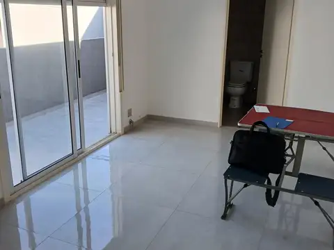 Wagner 1100, Piso 2