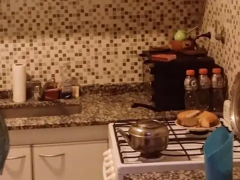 Depto Tipo Casa en Alquiler 40 años
