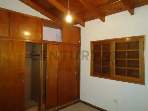 CASA EN VENTA 4 DORMITORIOS A MTS DE RUTA 20 - ALTA RENTA