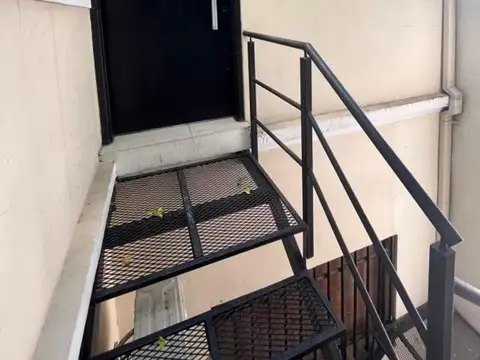 Depto Tipo Casa en Alquiler de 3 ambientes