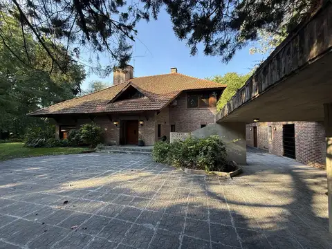 Casa en Venta al Oeste