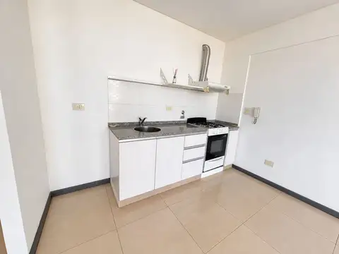 Departamento en Alquiler en Lanús Oeste, $ 450.000