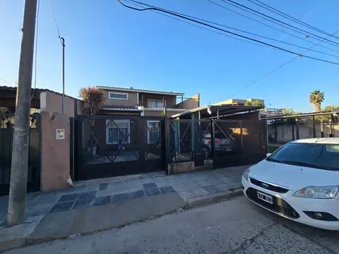 Casa 4 ambientes con 1 baño