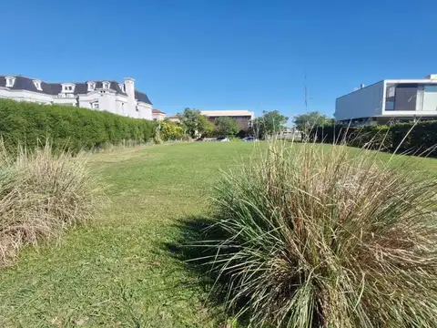 Terreno en Venta en Nordelta El Golf, USD 790.000