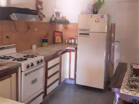 Casa de 4 ambientes Villa Tesei Hurlingham