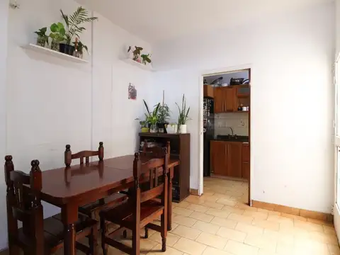 Depto Tipo Casa 4 ambientes con 1 baño