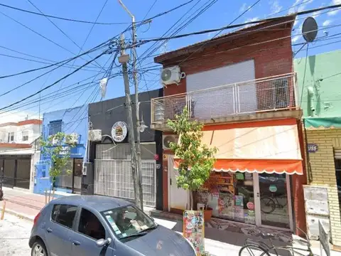 Besares e/ Avenida Nicolás Avellaneda y Quintana