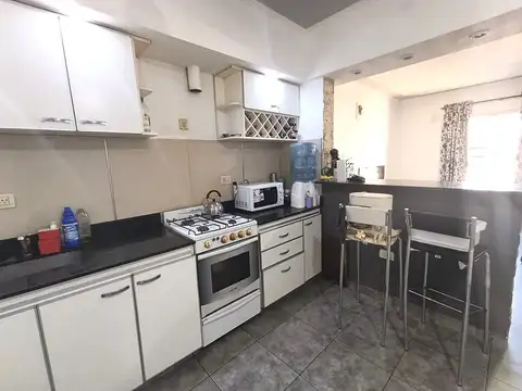 Departamento 3 ambientes con 2 baños