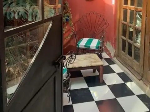 Depto Tipo Casa en Venta 71 años