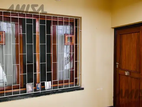 Depto Tipo Casa en Venta al Este