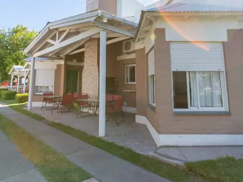 Vittorio Luzuriaga 300