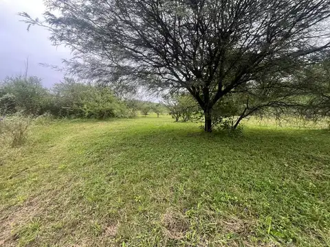 Lote en Venta | Estancia El Terrón, Mendiolaza | Fondo al Golf con Vista al Club House | 1.296 m²