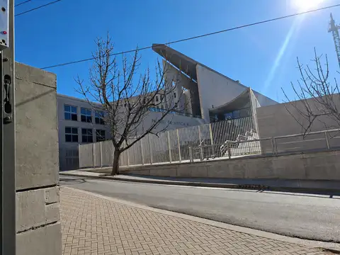 COCHERA EN VENTA EN TORRES H  AV. PUEYRREDÓN 724 - FRENTE TRIBUNALES