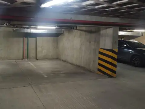 COCHERA EN VENTA EN TORRES H  AV. PUEYRREDÓN 724 - FRENTE TRIBUNALES