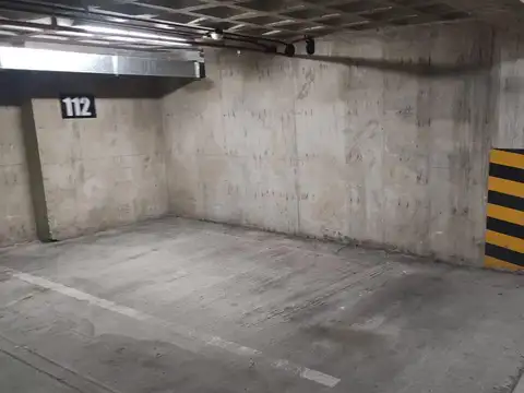 COCHERA EN VENTA EN TORRES H  AV. PUEYRREDÓN 724 - FRENTE TRIBUNALES