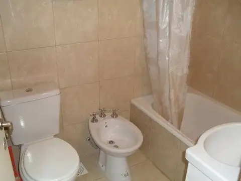 Departamento 3 ambientes con 1 baño