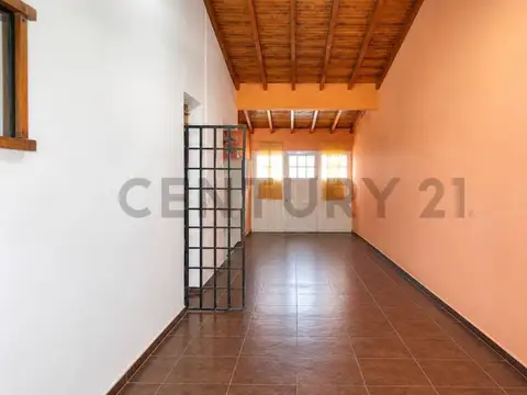 VENTA DE CASA EN BARRIO 8 DE MAYO, LAS HERAS, MENDOZA. ID: 341791