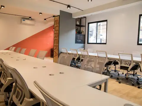 Oficina 2 ambientes con 2 baños