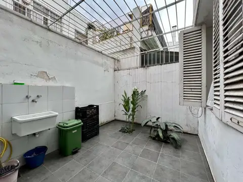 Depto Tipo Casa 4 ambientes con 2 baños