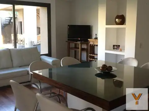 Casa en Venta de 4 dormitorios