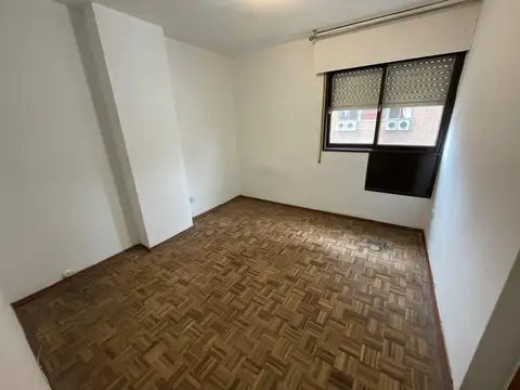 Departamento en Alquiler! A metros de la peatonal!