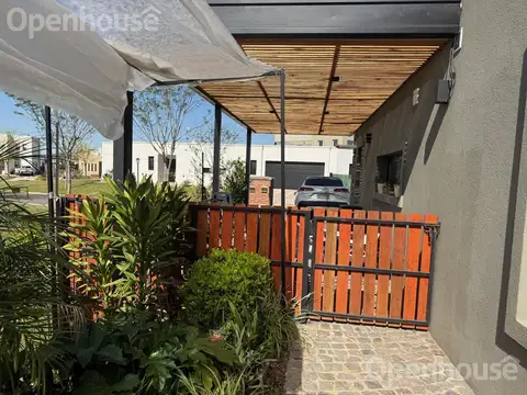 IMPERDIBLE Casa - San Pablo. TOTALMENTE EQUIPADA  CON PISCINA CLIMATIZADA