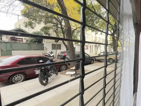 Local en Alquiler en Chacarita, $ 2.200.000