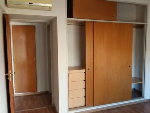 José Juan Biedma 400, Piso 3