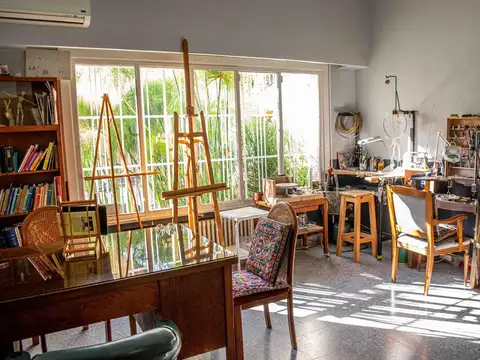 Casa 5 ambientes con 2 baños