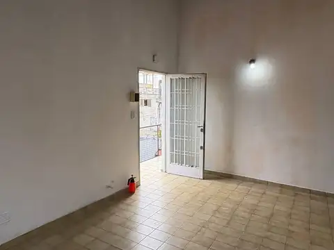 Depto Tipo Casa en Venta en Morón, USD 27.500