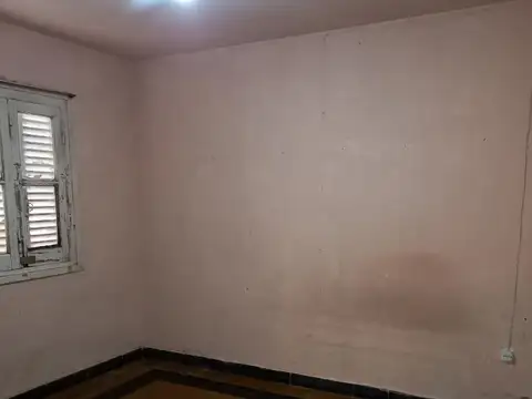 Casa a refaccionar en Zona Juventud