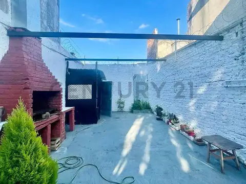 Catamarca esquina Miguel Cané 2500, Piso 0