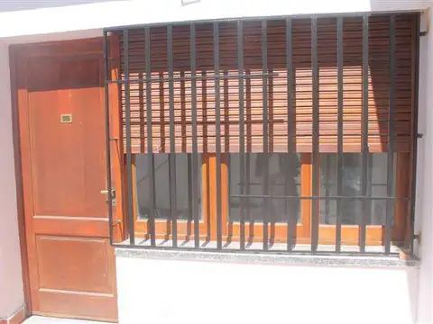 Casa en Alquiler en Arroyito, $ 750.000