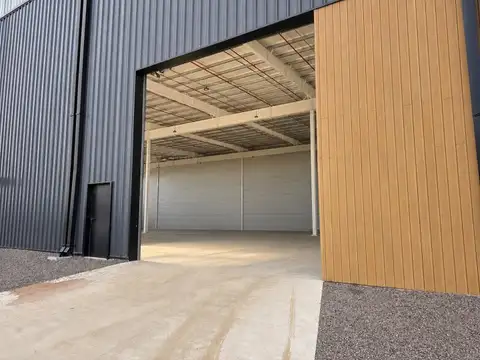Galpón industrial a estrenar de 683 m² en Bayres Connect – Panamericana y Buen Ayre-sprinklers