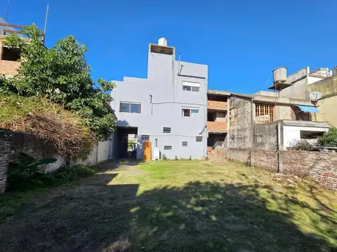 Departamento 6 ambientes con 4 baños
