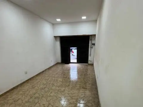 Av. Santa Fe 1300