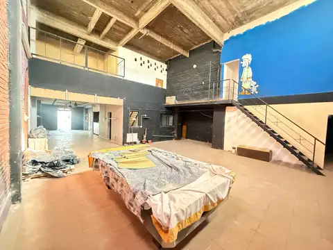 Local en Venta en Refinerias, USD 220.000