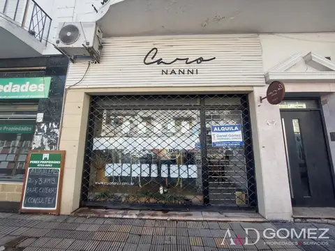 LOCAL SOBRE AVENIDA COMERCIAL