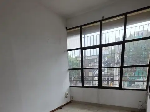 Oficina en Alquiler en Lomas de Zamora, $ 800.000