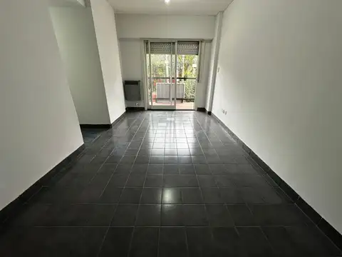 Alquiler de departamento 3 ambientes en Wilde Centro