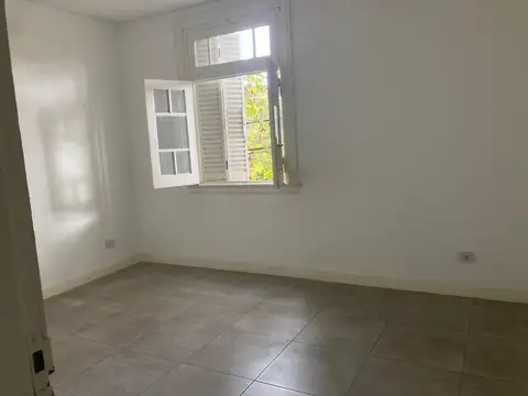 Depto Tipo Casa en Alquiler de 3 dormitorios