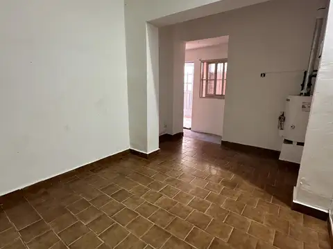 Depto Tipo Casa en Venta 60 años