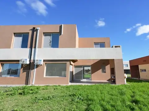 Alquiler  en Casas de Santa María – Villanueva